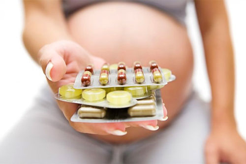 Uống thuốc đau dạ dày khi mang thai
